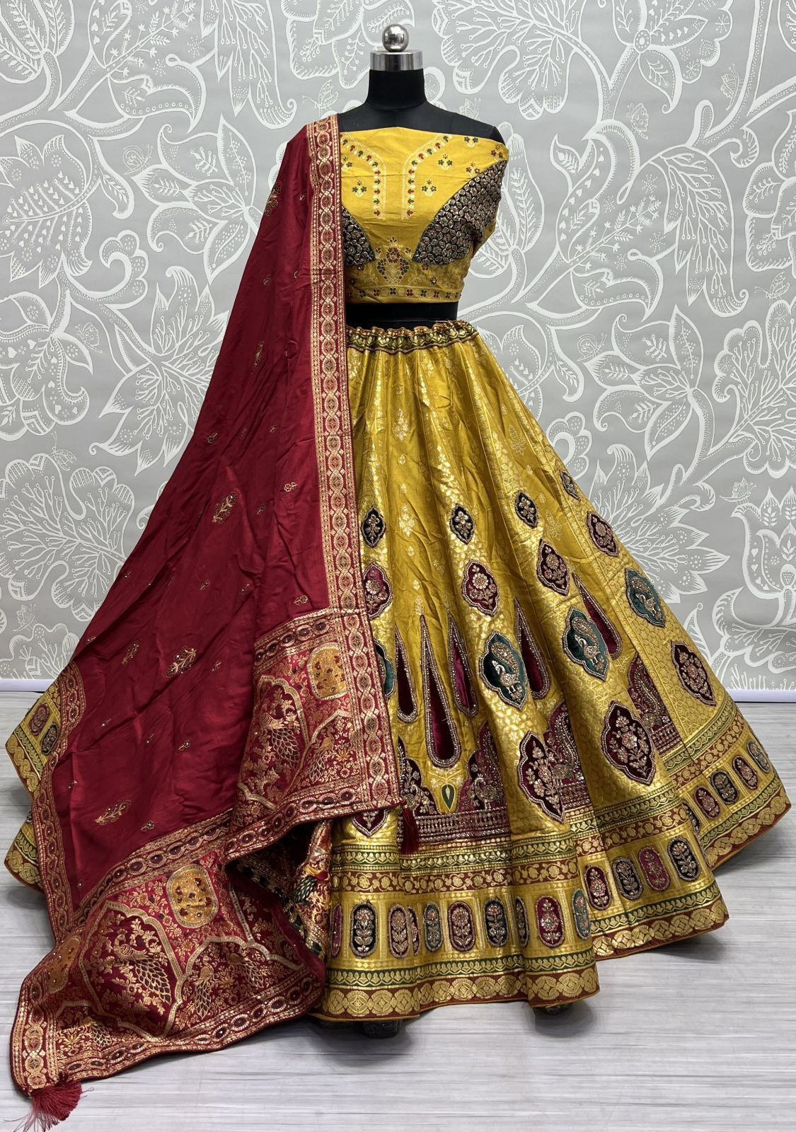 Yellow Banarasi Silk Designer Lehenga Choli SFANJ2527