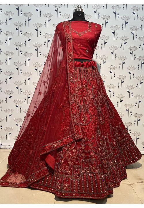 Bridal Lehengas In Red We Can't Get Over | Bridal lehenga red, Indian bridal  dress, Indian bridal outfits