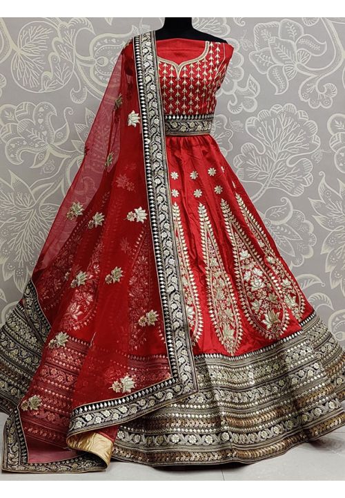 Deep Red Color Wedding Lehenga | Bridal lehenga collection, Red bridal  dress, Indian wedding dress