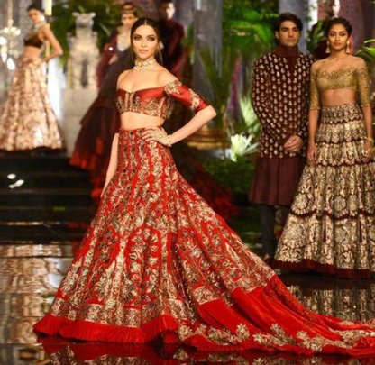 Deepika on sale bridal lehenga