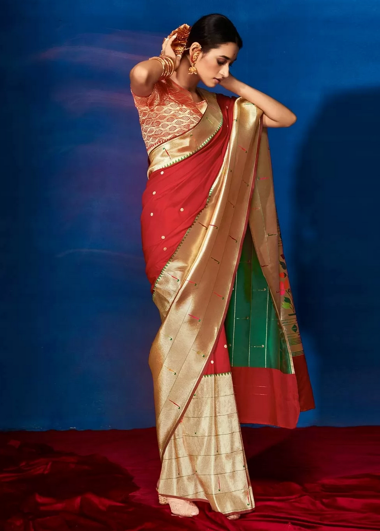 designer banarasi silk sarees online voonik -025117405 | Heenastyle